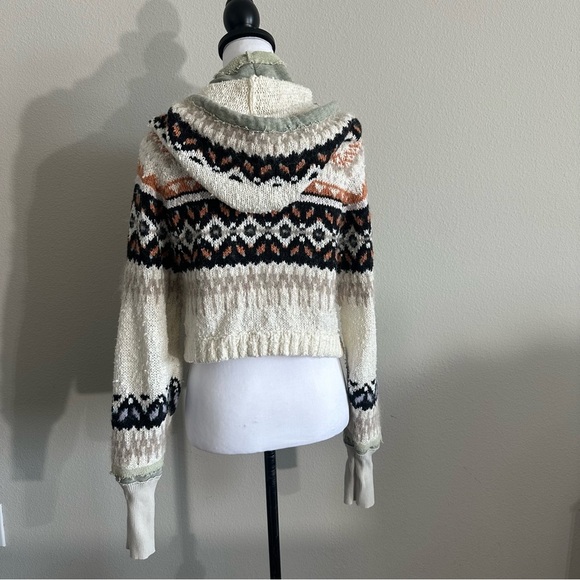 Free People Hoodie Inverness Pullover Sweater Cropped Long Sleeve Oatmeal - Picture 6 of 12